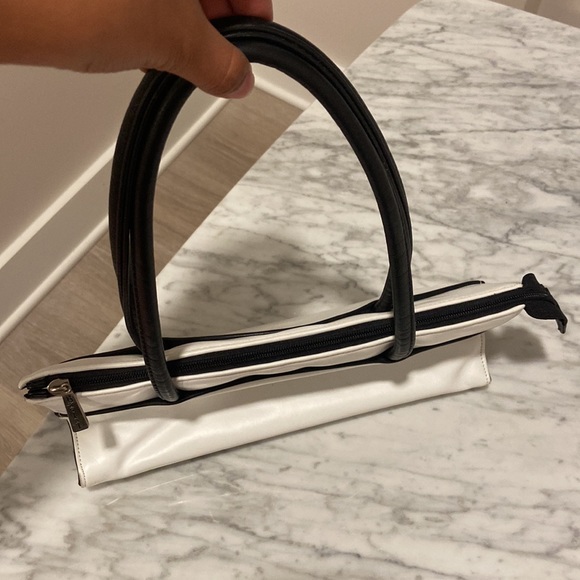 Black and white rectangular purse - Picture 5 of 5